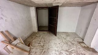Nave 130m² con oficina y baño entrada de vehículo 