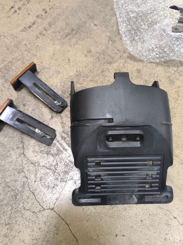 Portamatrículas Harley Sportster Original.