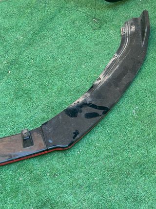 Lip delantero coche negro