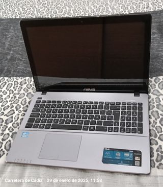 Portátil Asus pantalla táctil F550C Intel Core i5