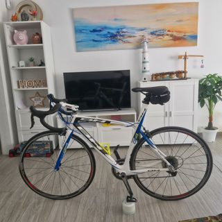 Bicicleta de carretera BH de carbono