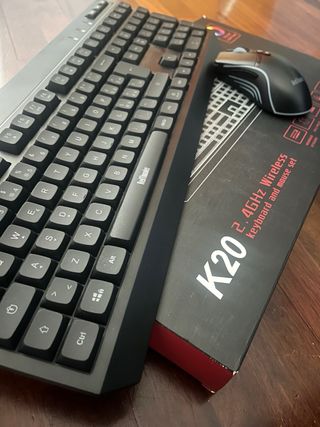 RedThunder K20 Tastiera + Mouse Wireless RGB
