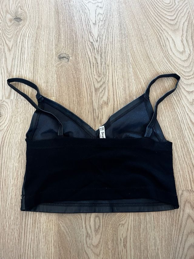 Top negro efecto piel