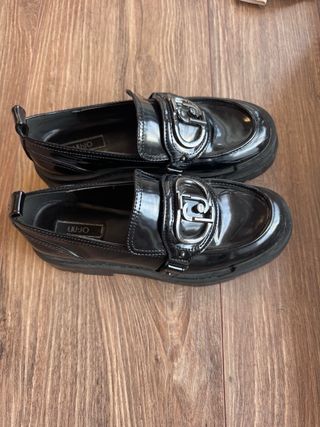 Mocasines Liu Jo Negros Charol Hebilla