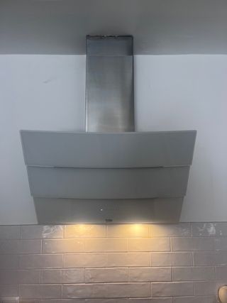 Campana extractora Beko blanca cristal