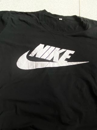 Camiseta Nike Negra Vintage