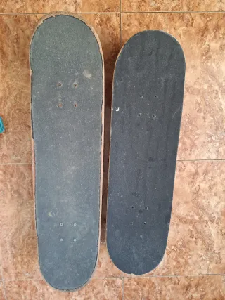 2 Patinetes Oxelo y otro sin marca