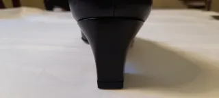 Zapatos de vestir n°38. Ancho especial