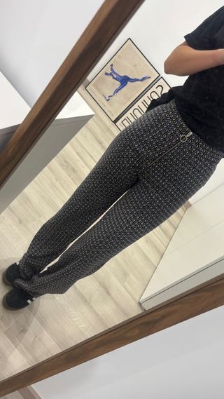 Pantalón de punto Zara