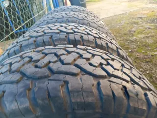 4 Neumáticos 4x4 Buen Estado