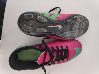 Botas de fútbol niño Nike Talla 37.5