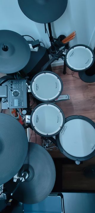 Batería Roland TD-17KVX con Extras