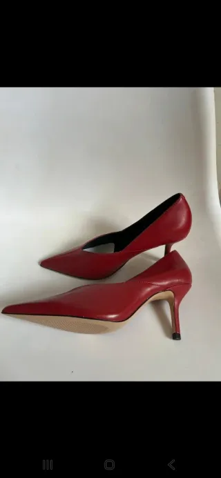 Zapatillas de tacón rojas