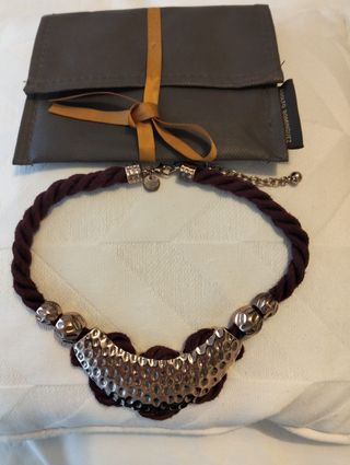 Collar Nuevo ! Adolfo Domínguez



