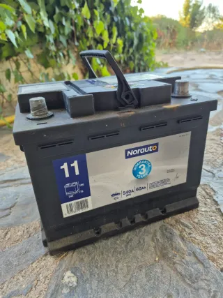 Batería Coche Norauto 11 60Ah 540A gastada