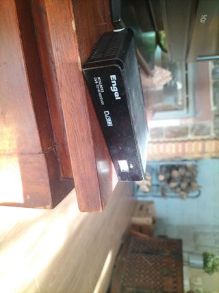 Sony Bravia TV+ Decodificador ENGEL DVB T2 NUEVO