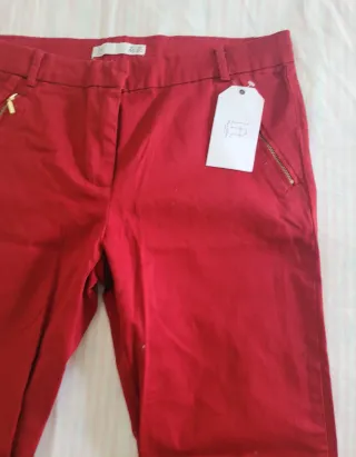 PANTALÓN ROJO LEFTIES TALLA 40.