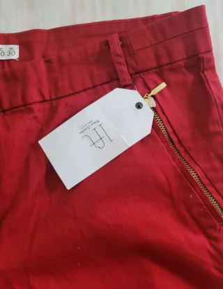 PANTALÓN ROJO LEFTIES TALLA 40.