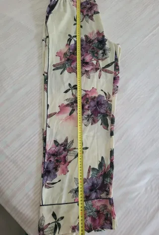 PANTALÓN PIJAMA FLORES PRIMARK.