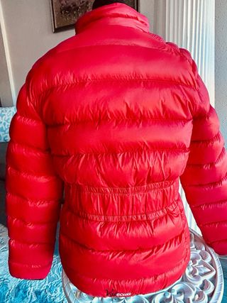Plumífero Valecuatro Talla S Rojo a estrenar.
