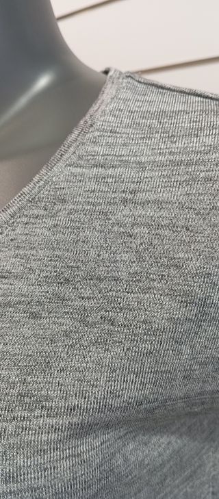 Camiseta gris manga corta