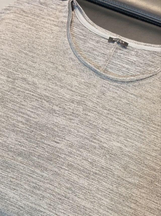 Camiseta gris manga corta