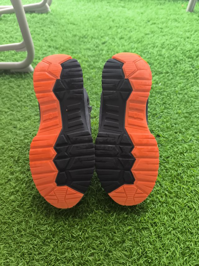 Botas de montaña niño/niña talla 35