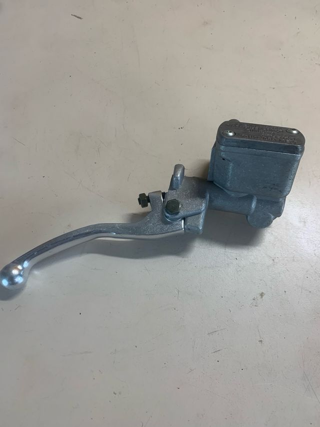 Bomba Freno Delantero Replica Nissin