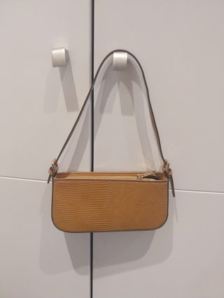 Bolso mini marrón Mango.Usado sólo.1 rato
 evento