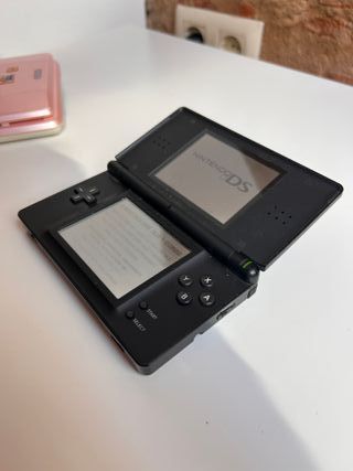 Nintendo DS Lite Negra + Cargador