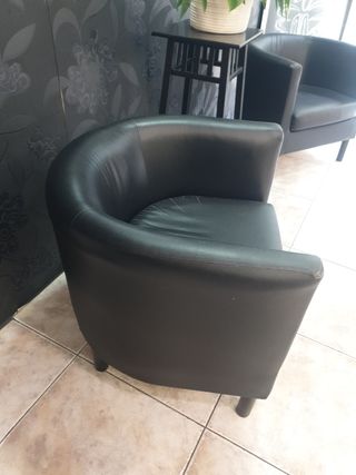 Butaca negra de piel