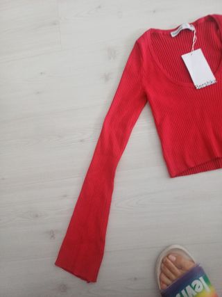 Jersey Bershka Rojo