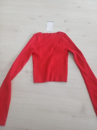 Jersey Bershka Rojo