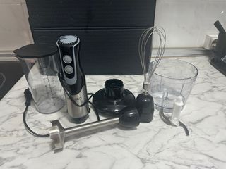 Batidora de mano con accesorios