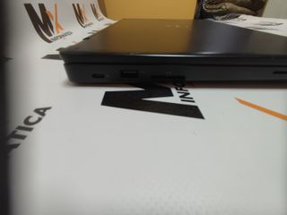 Portátil Dell i5 8GB RAM NVME SSD