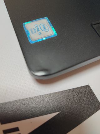 Portátil Dell i5 8GB RAM NVME SSD