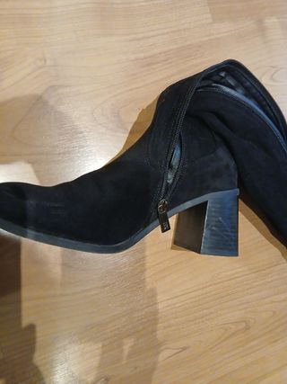 Botas altas negras tacón 41
