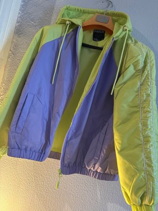 Parka,sudadera, plumífero,chaqueta,abrigo
