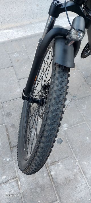 Bicicleta Eléctrica Negra
