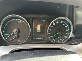 Toyota Rav4 2.5l hybrid 2WD Advance