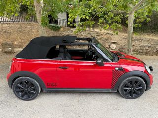 MINI Cabrio 2013