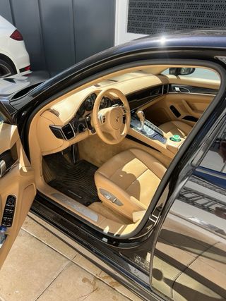 Porsche Panamera diesel - cambio por autocaravana 