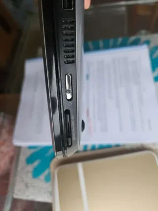 HP Mini Portátil plata 
