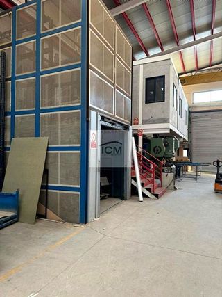 Nave industrial en venta en Mejorada del Campo