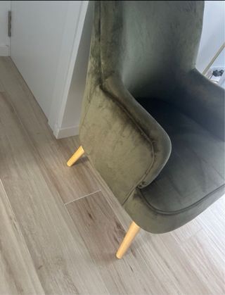 Sillón de terciopelo verde