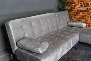 Sofá-cama chaise-longue gris terciopelo 