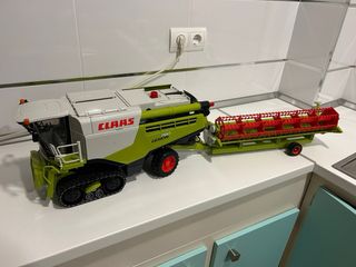 Raccoglitrice per giocattoli Bruder Claas