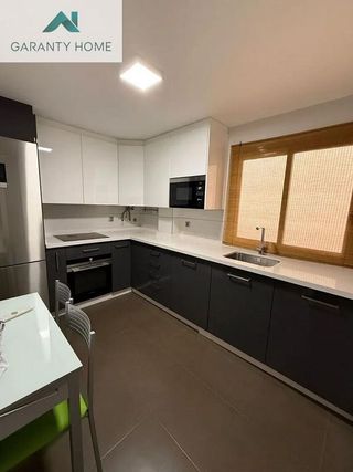 Piso en alquiler en Conde de Ureña - Monte Gibralfaro en Málaga