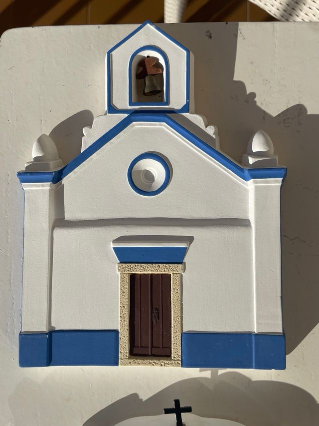 3 Figuras Cerámica Iglesia Fuente