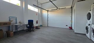 Local comercial en venta en Maria Auxiliadora - Barriada LLera en Badajoz